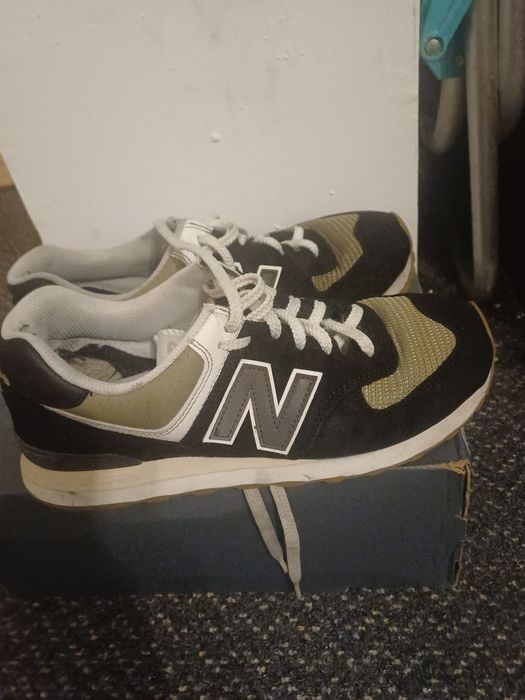 Продавам new balance 574