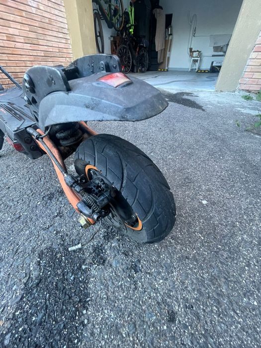 Trotineta electrica Kugo Kukirin  G2 PRO 2023