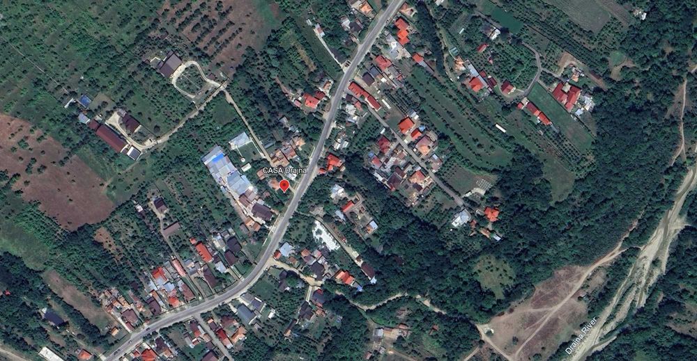 Casa in Drajna de Jos, cu teren generos (1200mp) si cladiri anexe