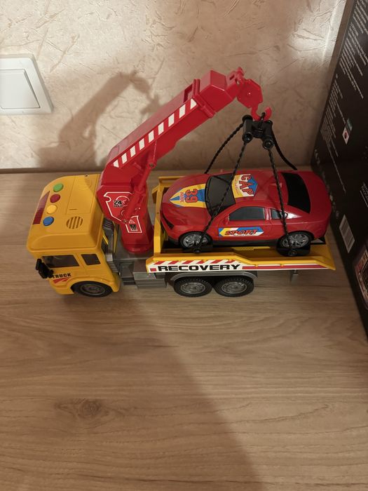 Продам детскую машинку