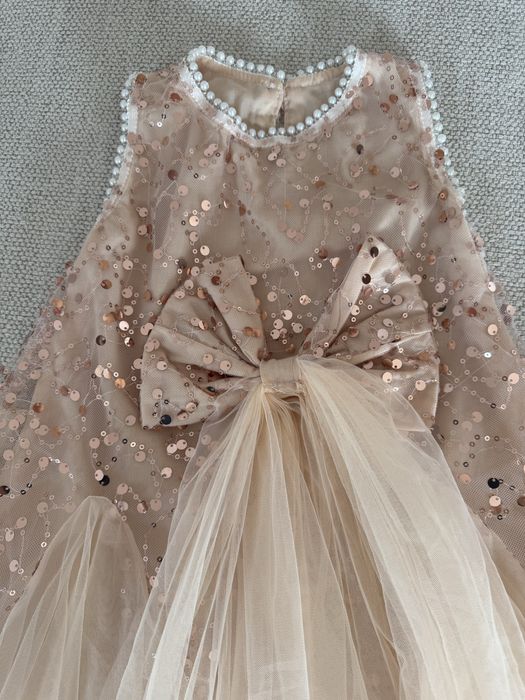 Rochie cu tulle si paiete fetițe (funda inclusa)