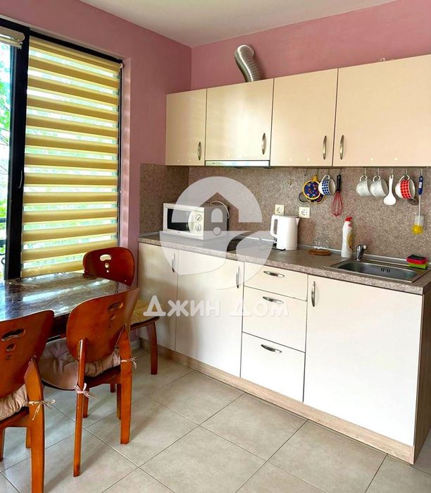 Продава се Двустаен апартамент в к.к. Слънчев бряг - 65 кв.м за 1108 €/кв.м - Снимка #3