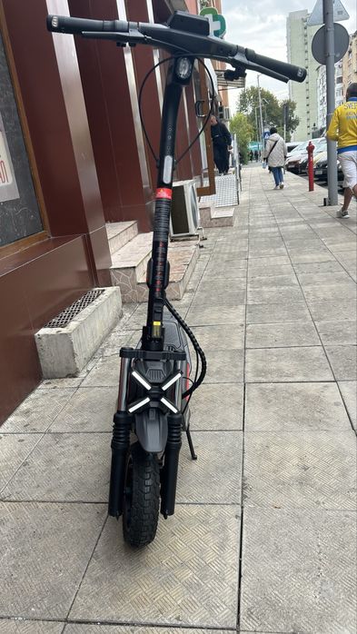 SEGWAY Kick Scooter ZT3 PRO