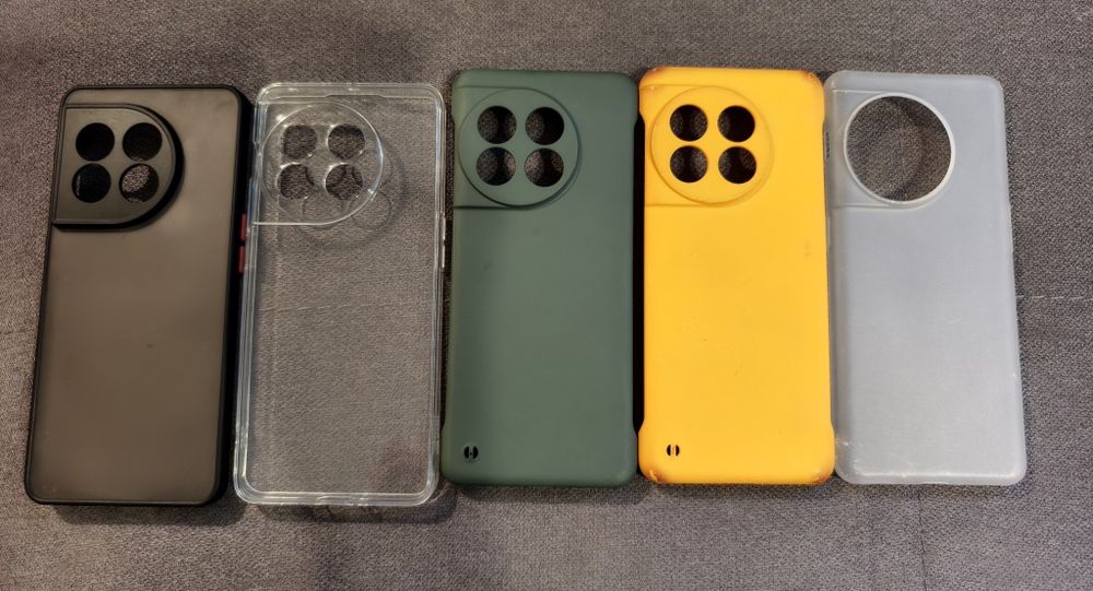 OnePlus 11 – 16GB RAM / 256GB ROM – Перфектно състояние