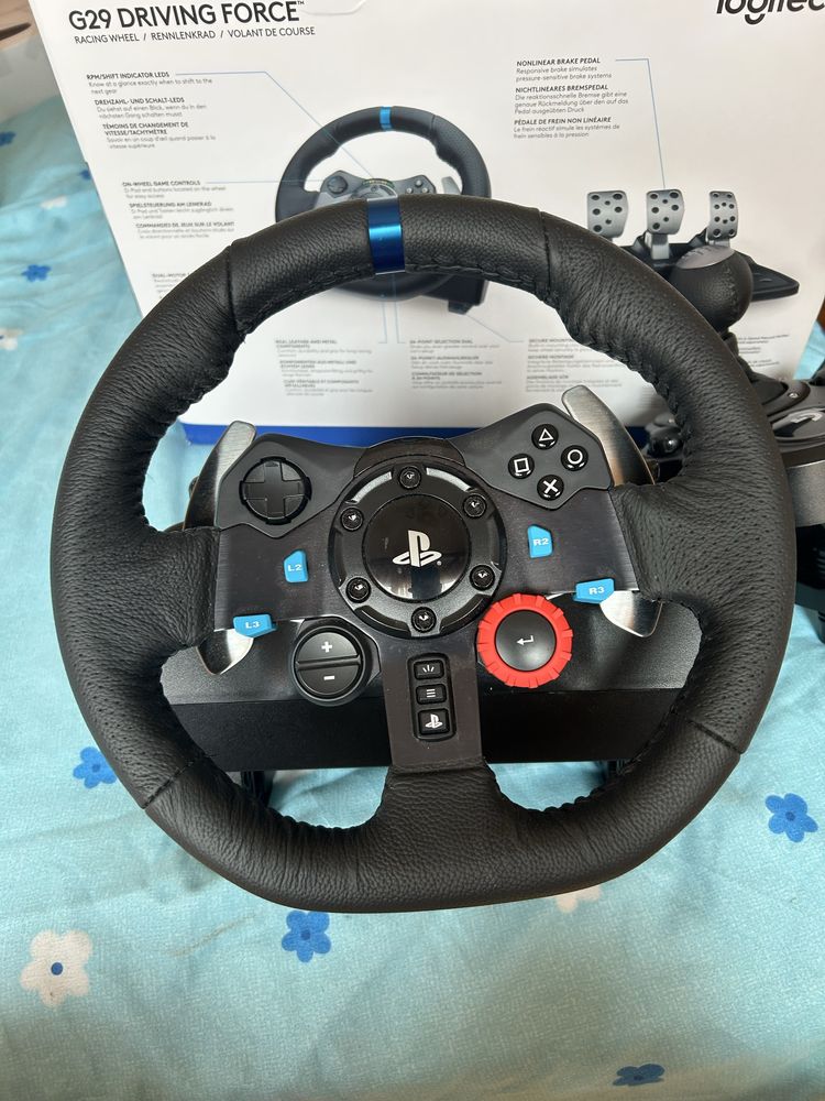 Волан педали и скоростен лост Logitech G29 DRIVING FORCE