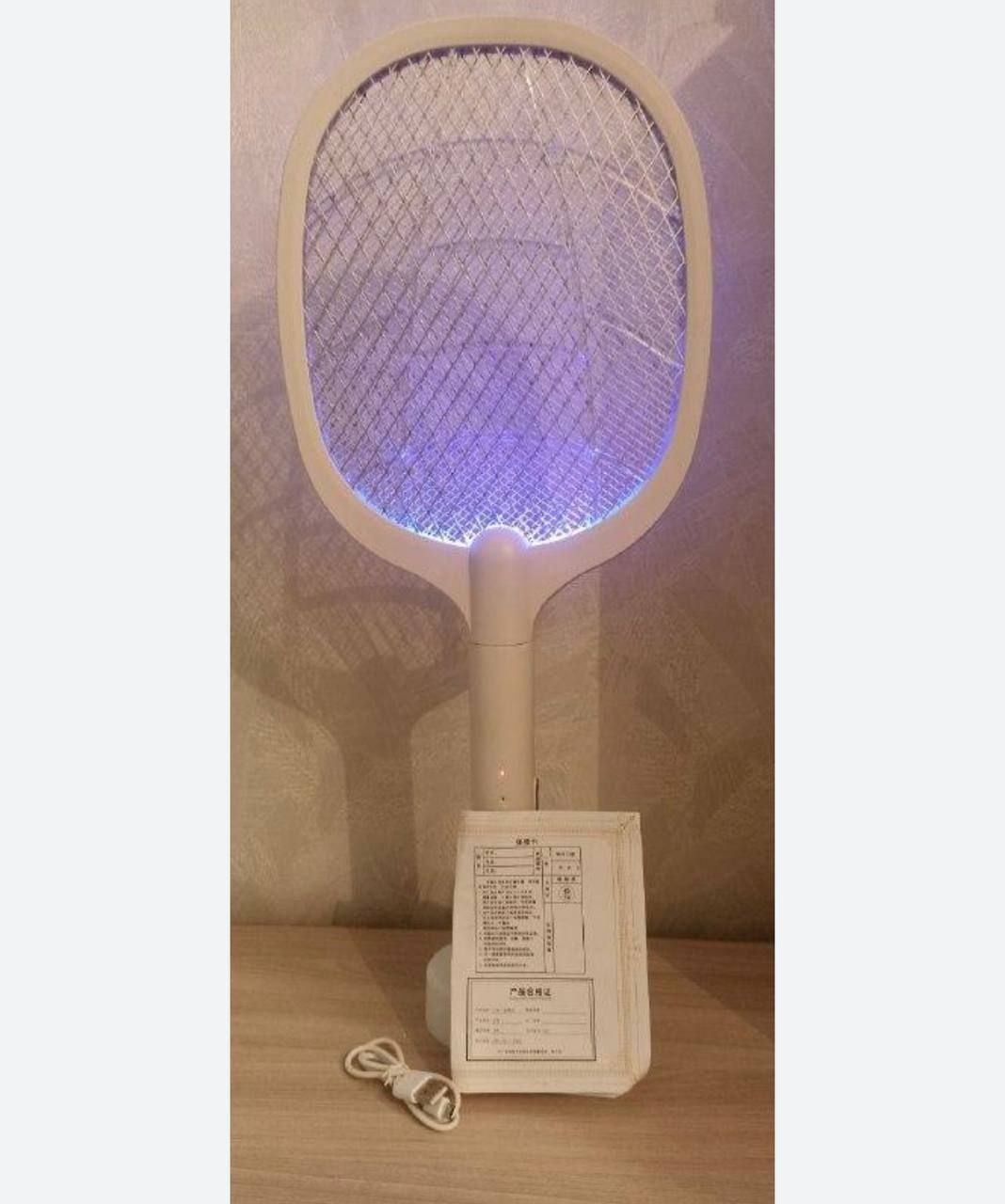 Электрическая ракетка мухобойка от комаров