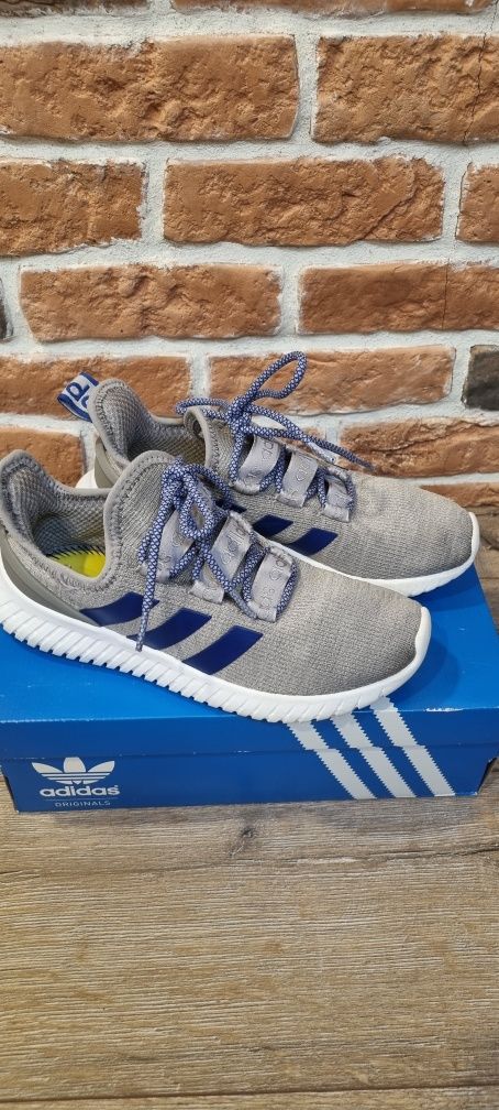 Snekers Adidas Kaptir