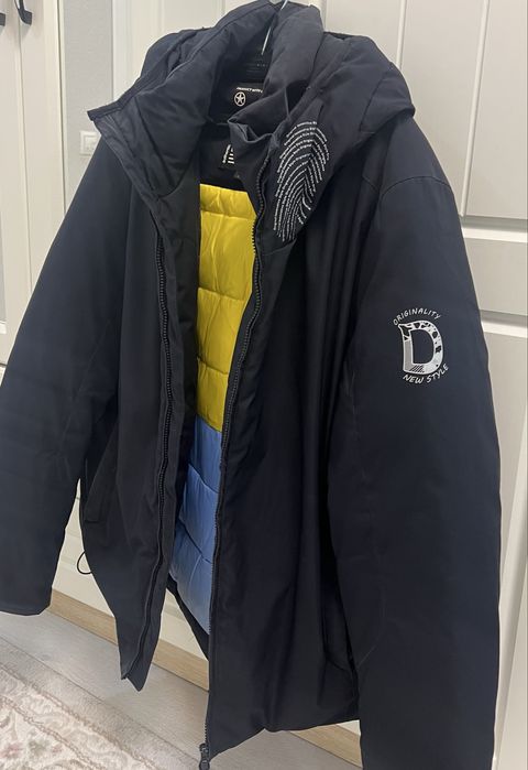 Продам зимнюю куртку