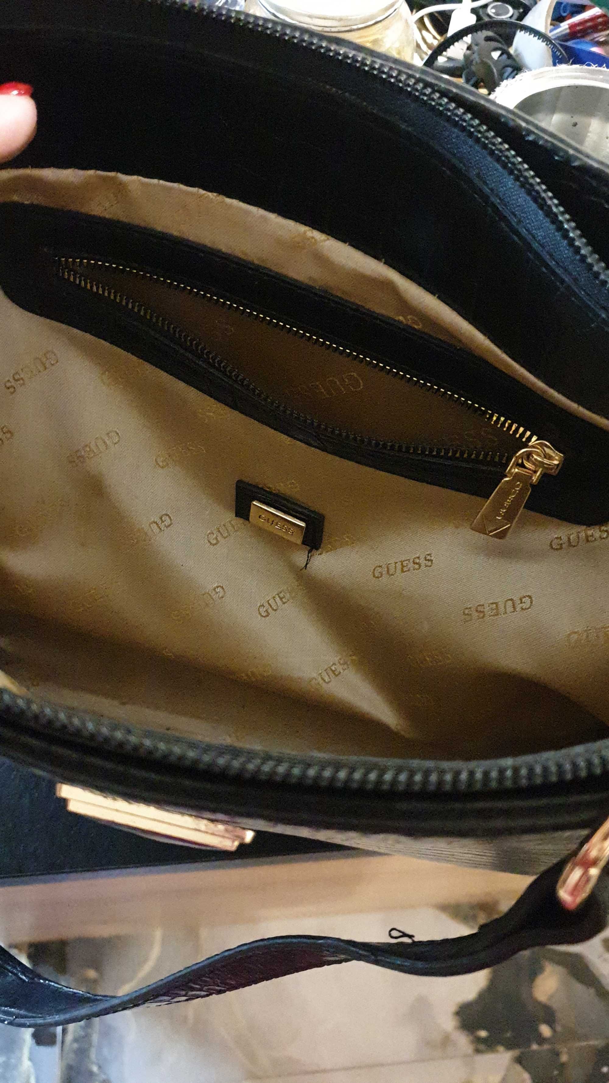 дамска чанта \ GUESS
