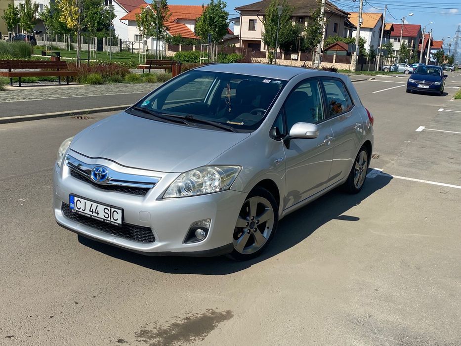 Vand Toyota Auris Hybrid