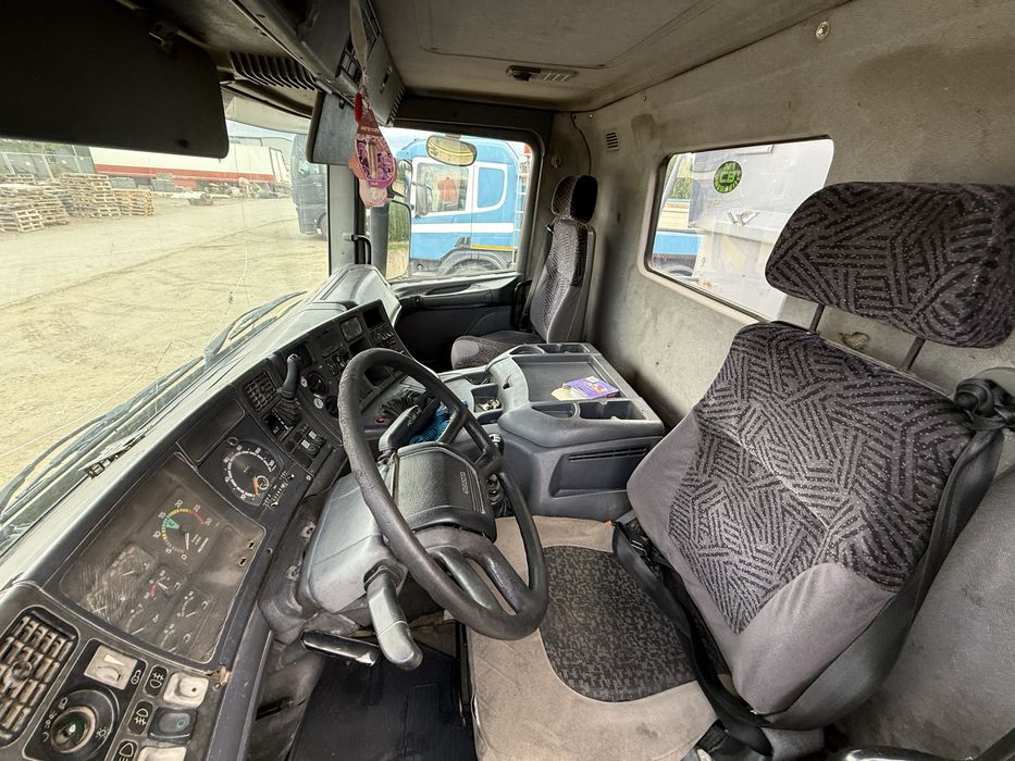 Basculanta Scania 8x4