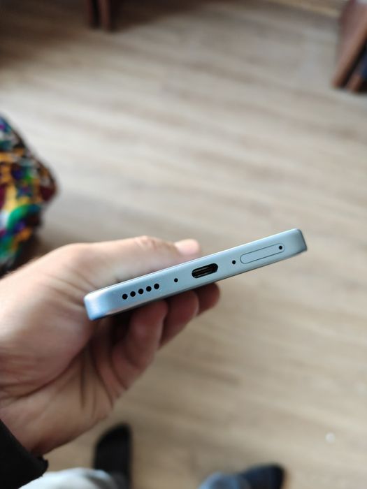 VIVO Y500 Deyarli Yangi 1 oycha ishlatilgan Androidga koʼnikolmadim