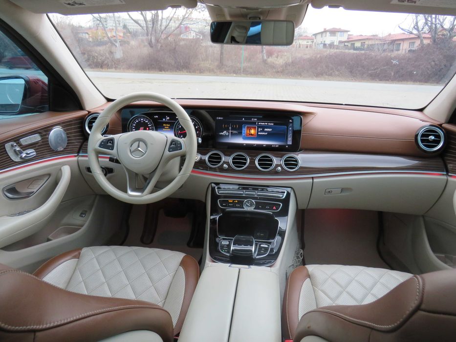 Mercedes-Benz E300 9g AMG-PACK FACE