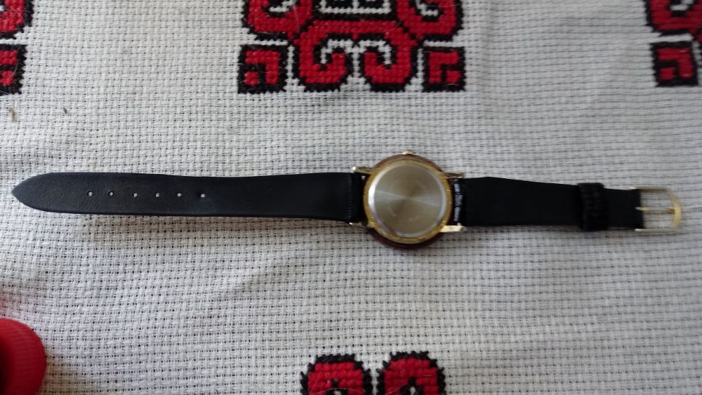 Ceas quartz cu curea din piele