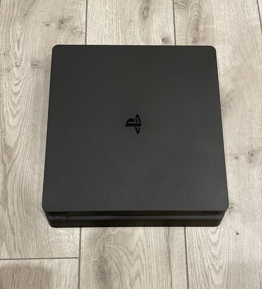 PlayStation 4 с игри