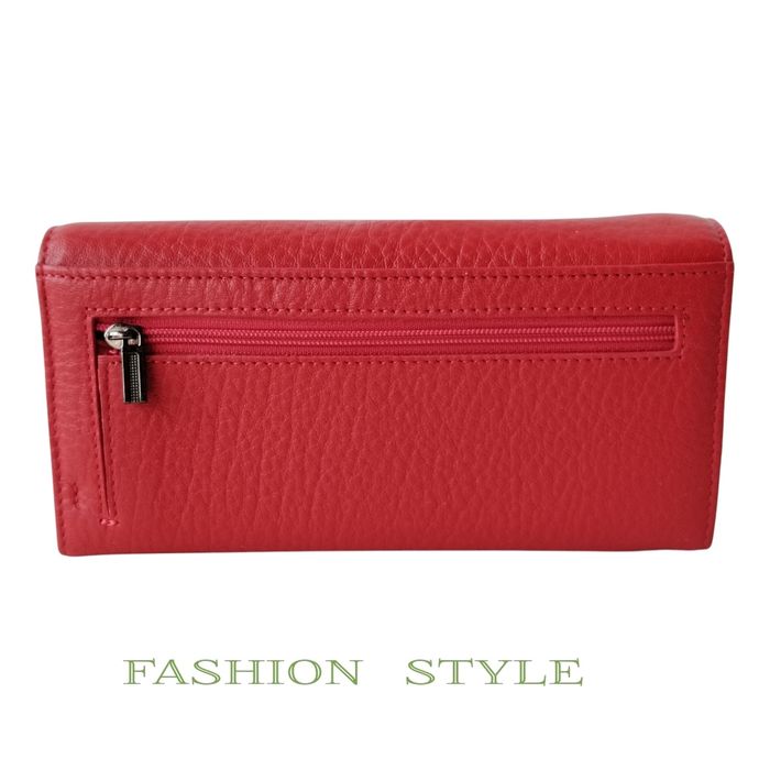 Дамски портфейл от естествена кожа - червен цвят