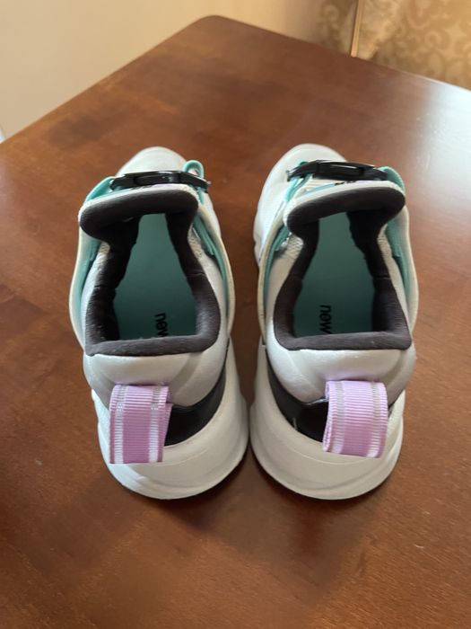 Sneakers New Balance 39