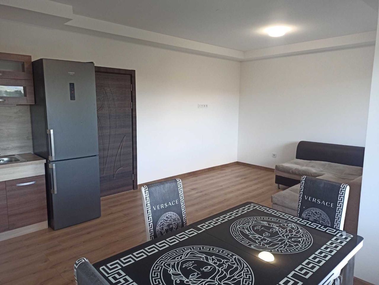 Дава се под наем Етаж от къща в Банкя - 70 кв.м за 450 € - Снимка #2