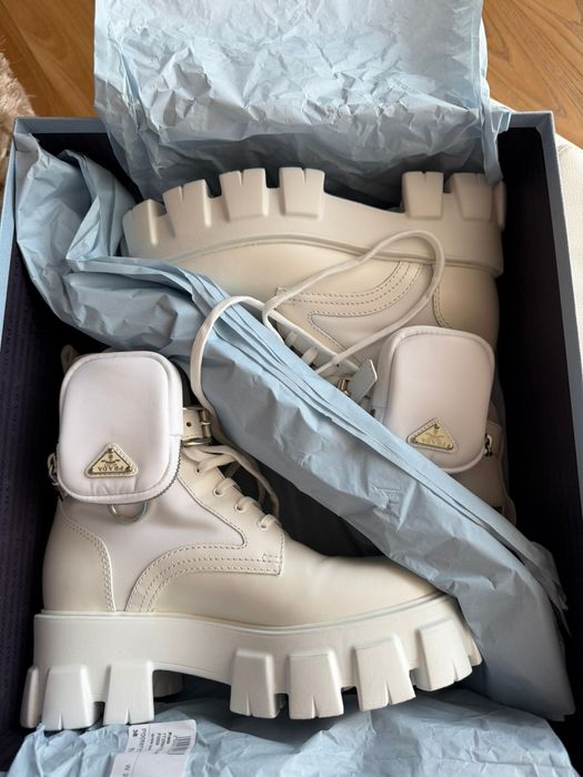 Ghete Prada in stare foarte buna, marinea 38