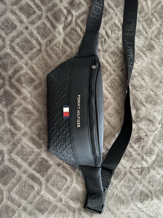 Мъжки чанти Louis vuitton, Tommy Hilfiger, Boss