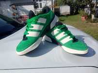 Pantofi sport barbati Adidas. Noi
