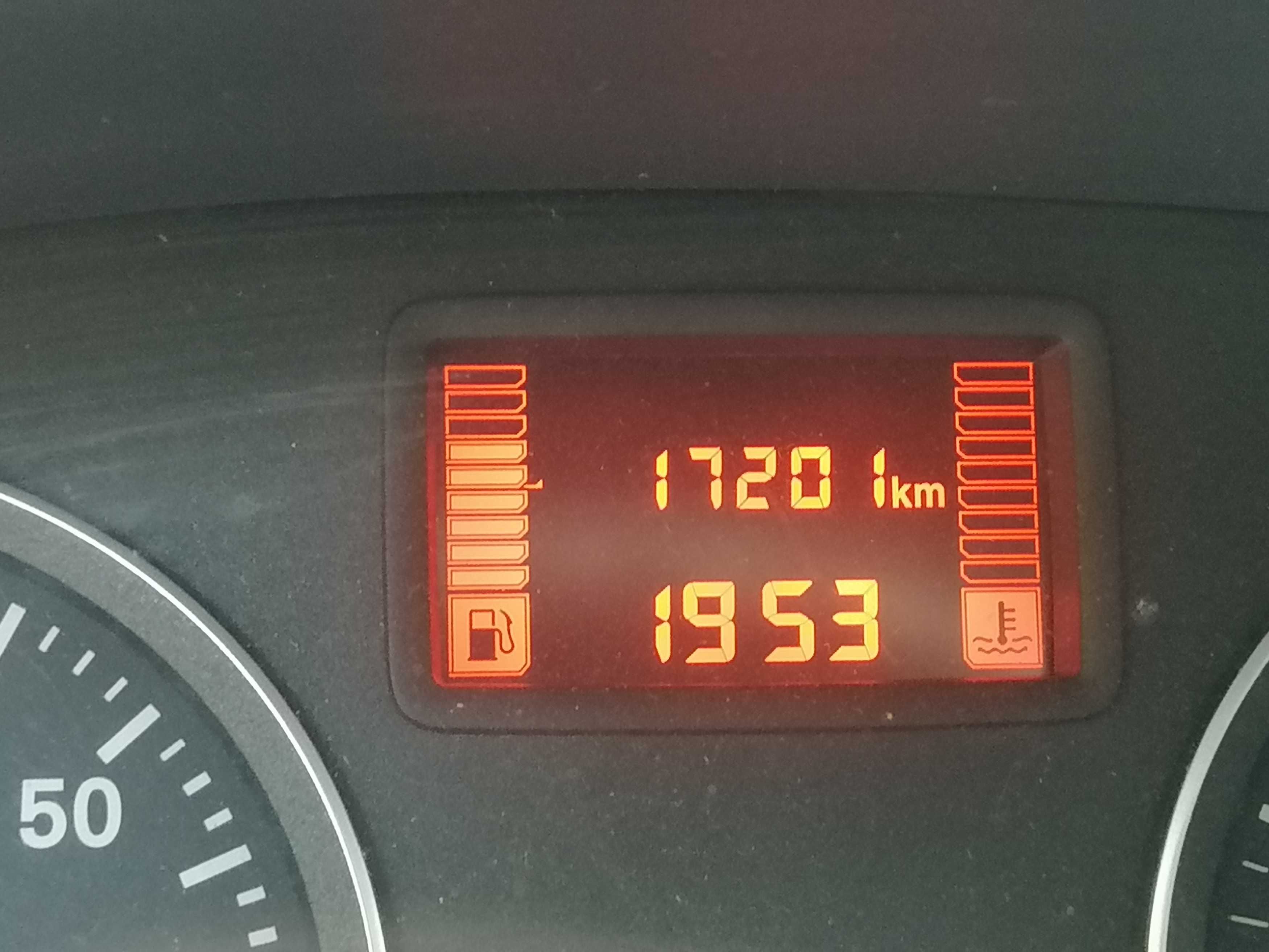 Dacia Logan 2009 benzina  1.2, 16 v, 17300 km în bord