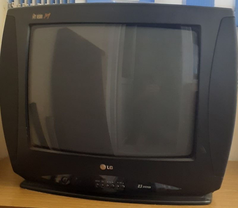 Продам телевизор