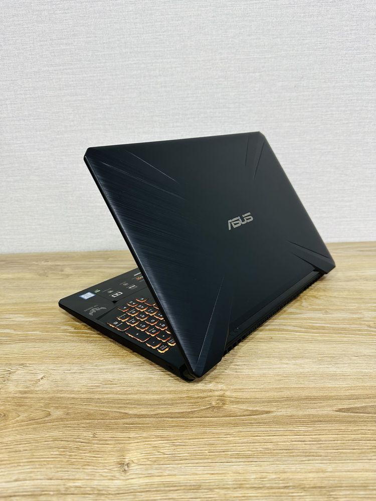 12 Ядерный ASUS TUF Core i7+GTX1650 Топовая Видеокарта, Идеал состояни