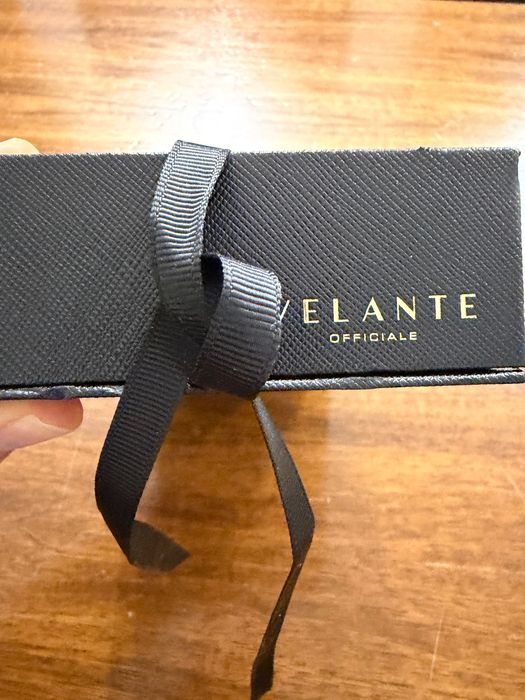 Vând husă Iphone 16 pro  Velante piele vițel model Justus