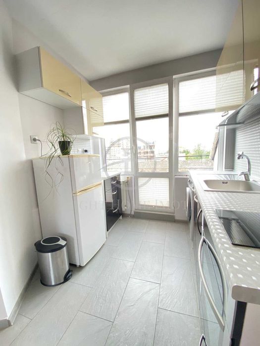 Продава се Двустаен апартамент в Пловдив, Кършияка - 55 кв.м за 2040 €/кв.м - Снимка #2