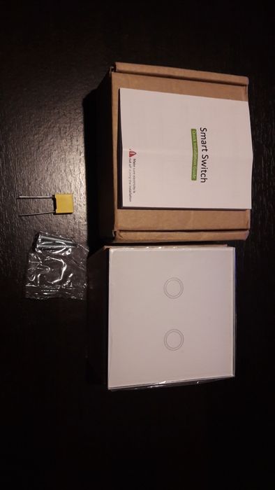 Întrerupător touch screen dublu