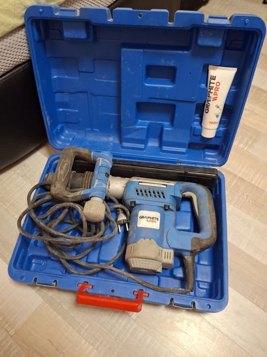 Къртач,1050вата,мощен,изгодно,малко ползван.