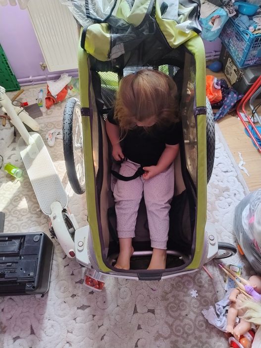 Vând carucior pentru copii