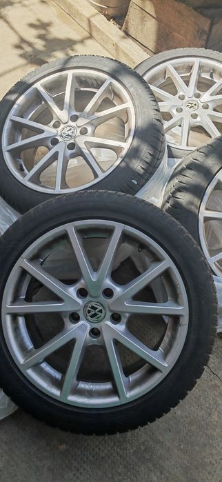 Jante auto 17 cu anvelope 235/45/17