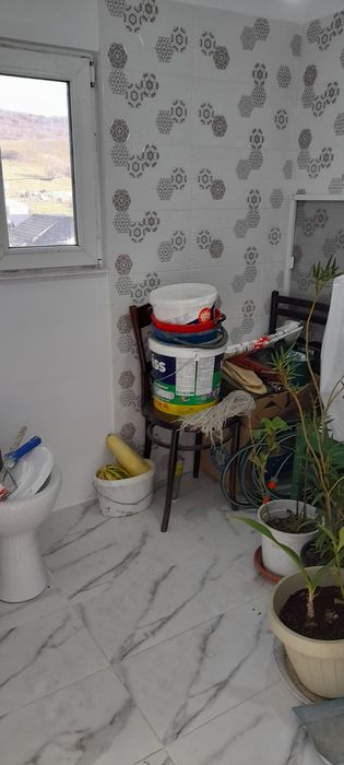 Proprietar vând casă în Loc Jelna.