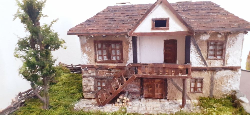 Макети на къщи-ръчна изработка.