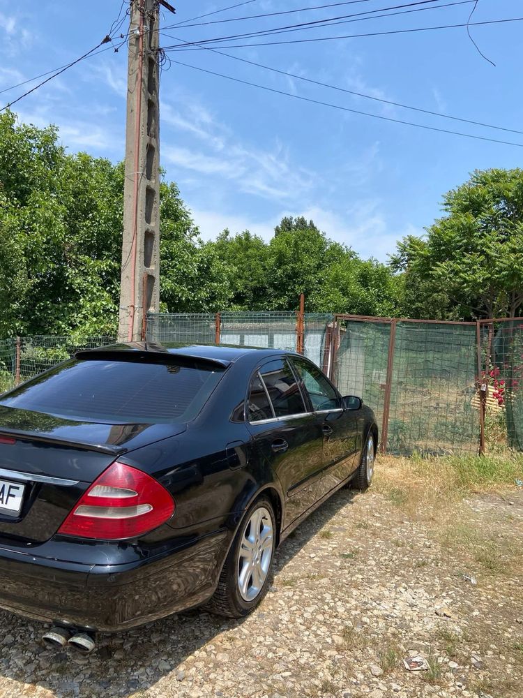 Vand Mercedes E220