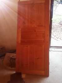 Двери деревянные бу в нормальном состоянии