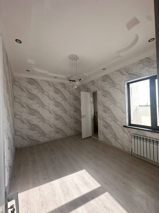 Yunusobod Hasanboy 2.3 sotik 8 xona katedj sotiladi