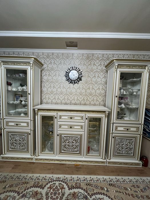 Продаю стенку