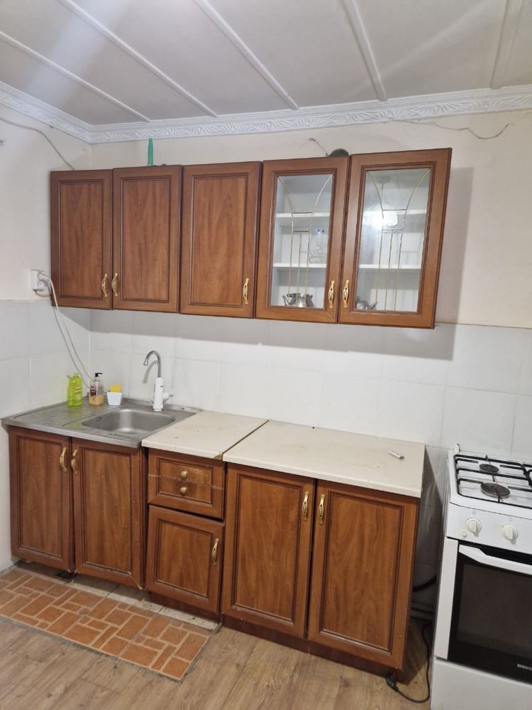 Продам кухонную гарнитуру