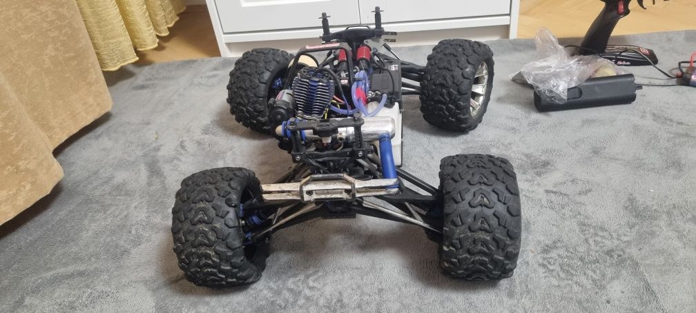 Traxxas revo 3.3