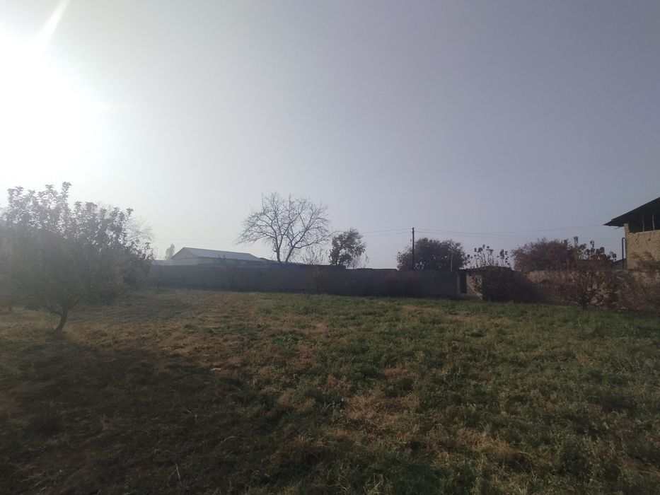 Uy joy qurish uchun yer