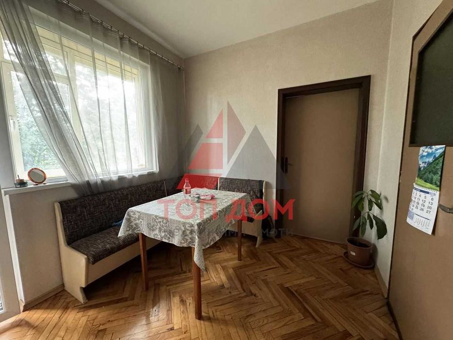 Продава се Четиристаен апартамент в Варна, Трошево - 90 кв.м за 1834 €/кв.м - Снимка #1