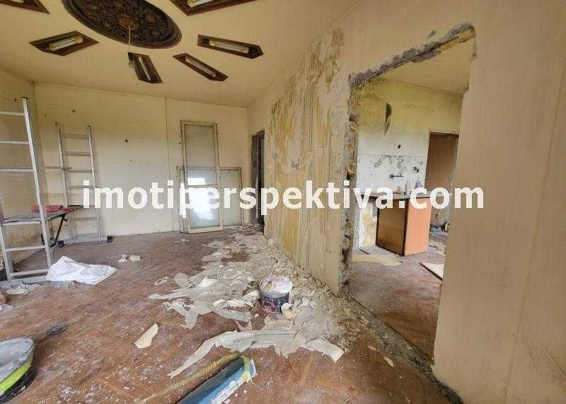 реф.16603 Четири отделни помещения, реална квадратура-МГ!