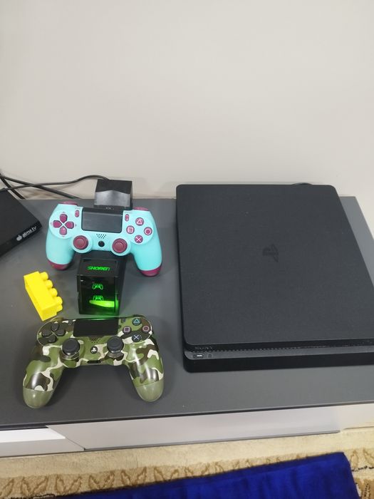 продам Ps4 slim 1 tb