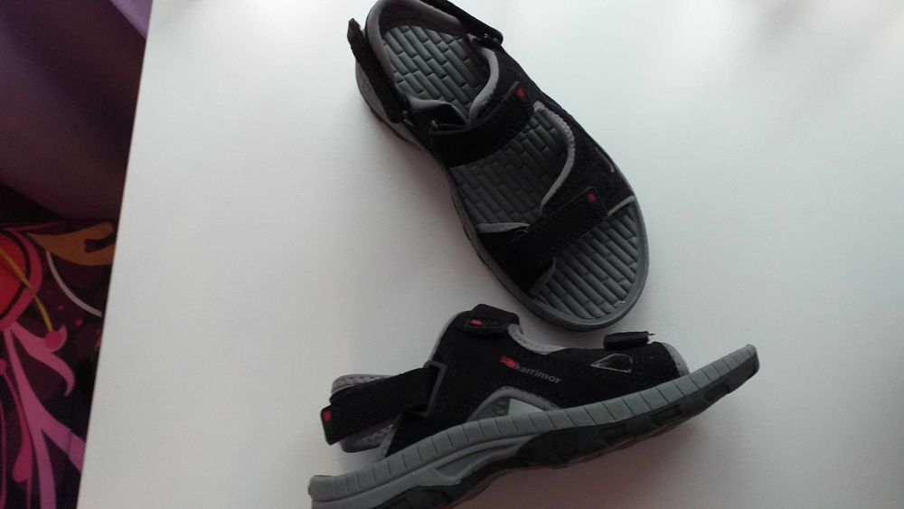 Оригинални маратонки Найк естествена кожа размер 25 за момченце  -40лв