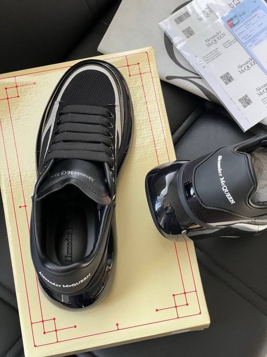 Adidasi Alexander Mcqueen noi !!! Marimi 40/44 !!!