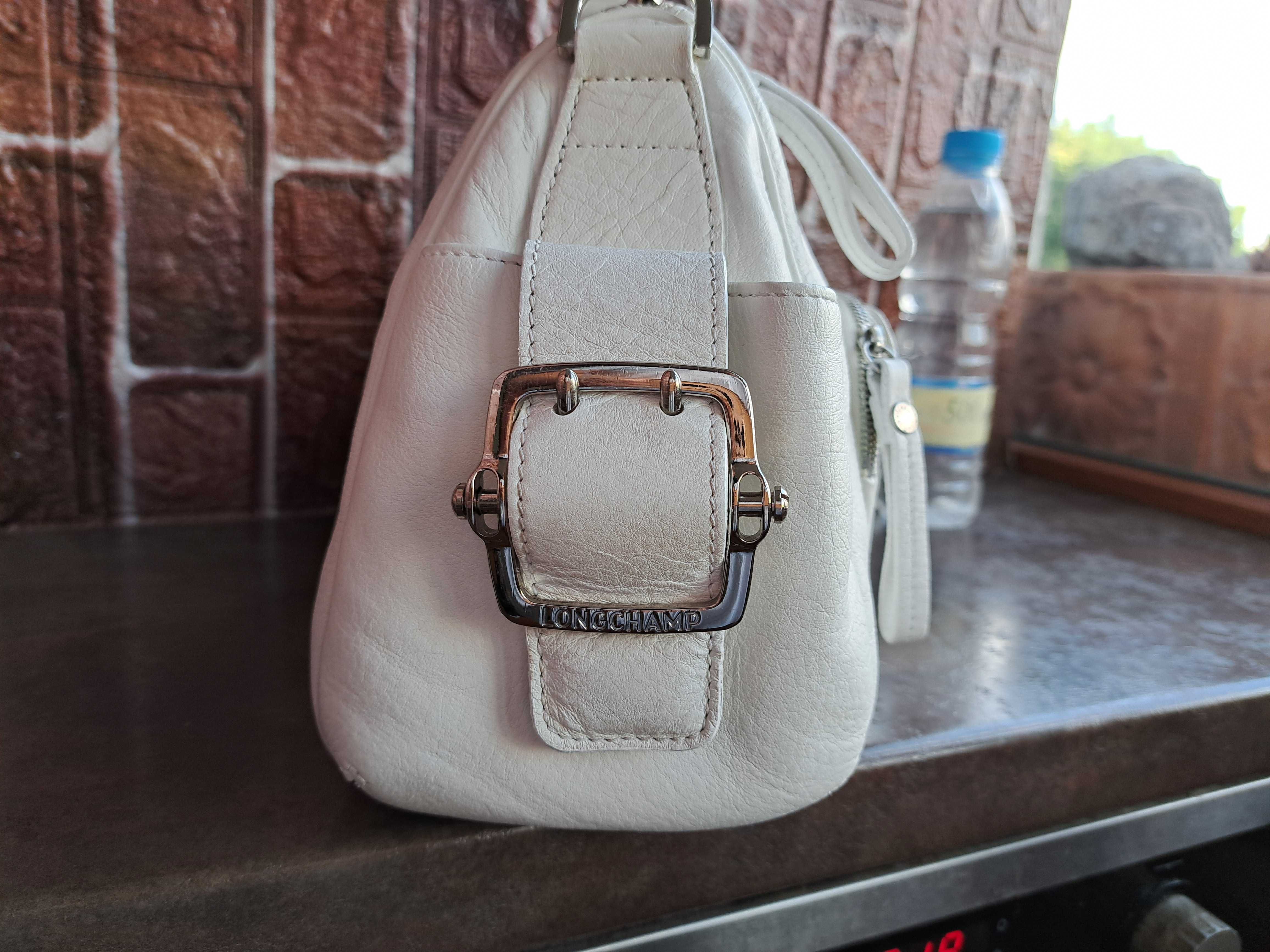 дамска чанта, Longchamp,малка бяла чантичка-естествена кожа