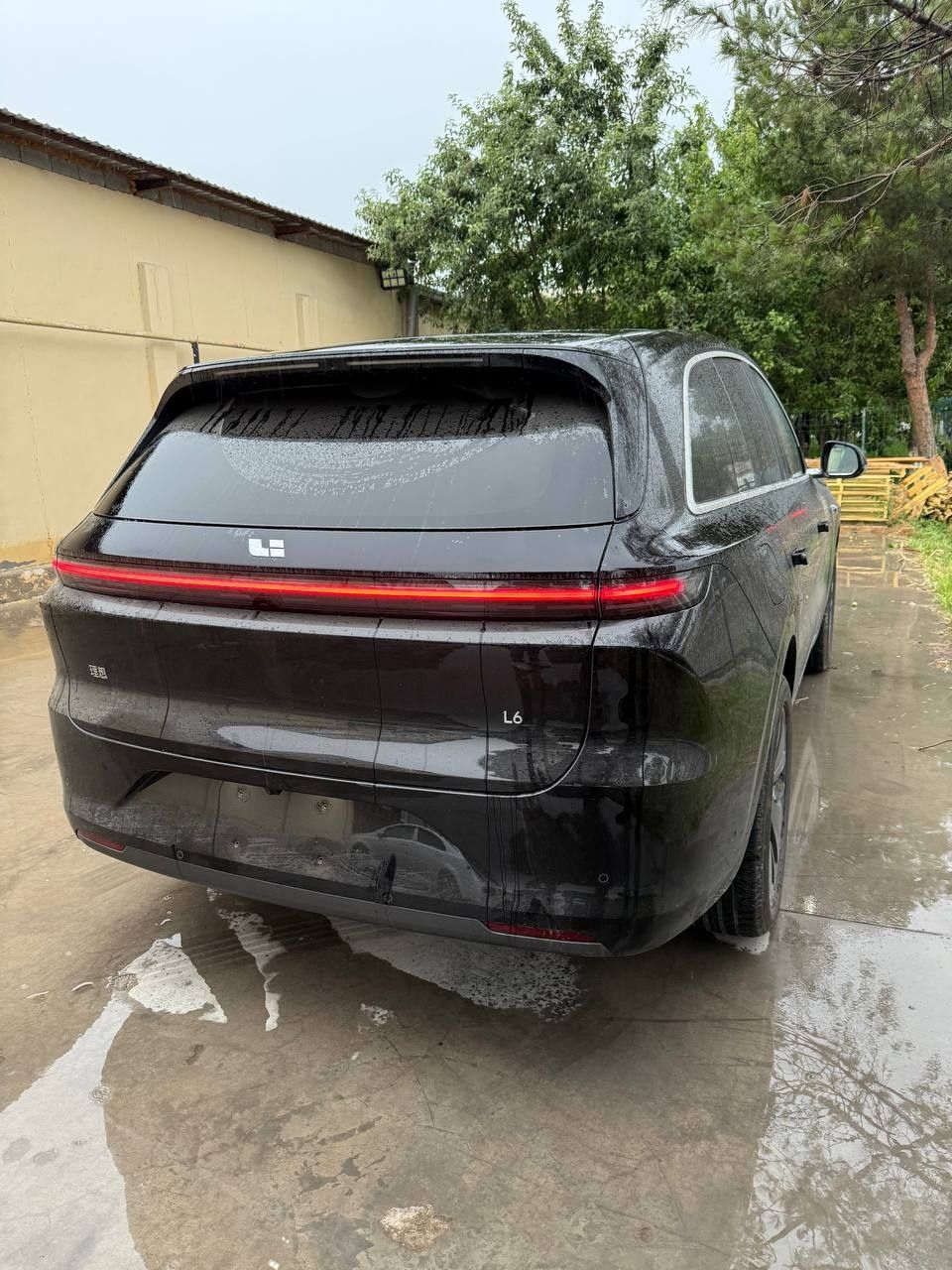 Li 6 pro yengi holatda
